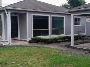 8707 Beau Monde Dr, Houston, TX 77099