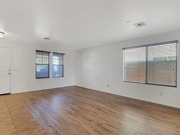 4th image of 8829 W Preston Ln