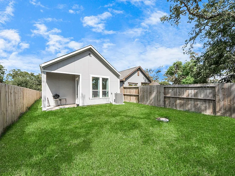 8420A Lanewood Dr — Photo 35