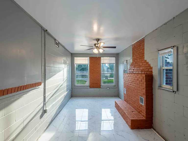2013 Ronald Ln — Photo 20