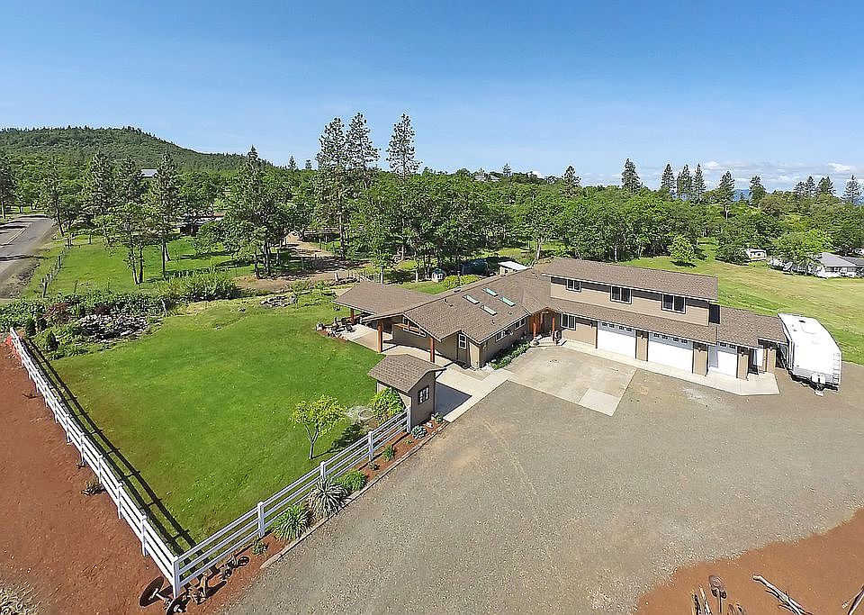 1st image of 226 Sierra Dr