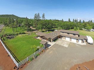 226 Sierra Dr, Eagle Pt, OR 97524