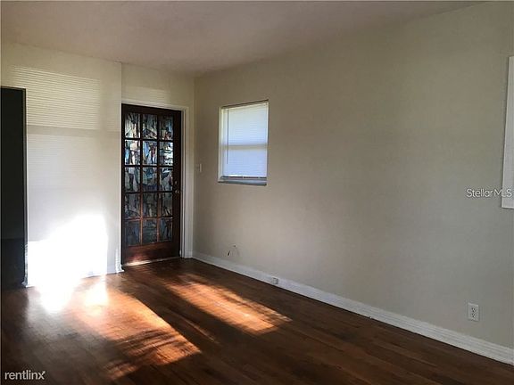 2nd image of 109 N Lake Blvd