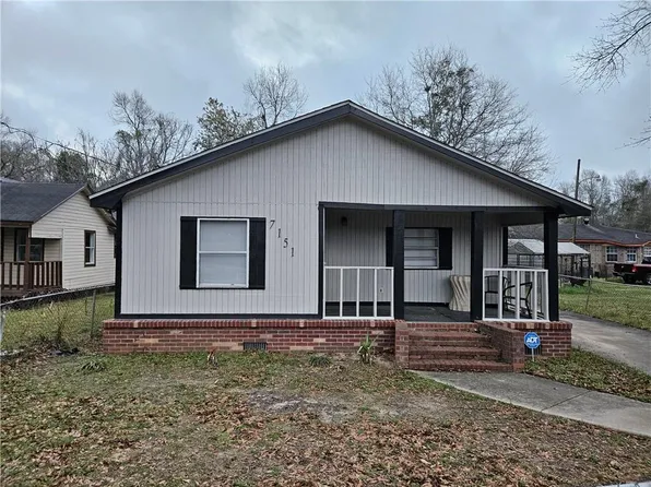 7151 Smith St, Theodore, AL 36582