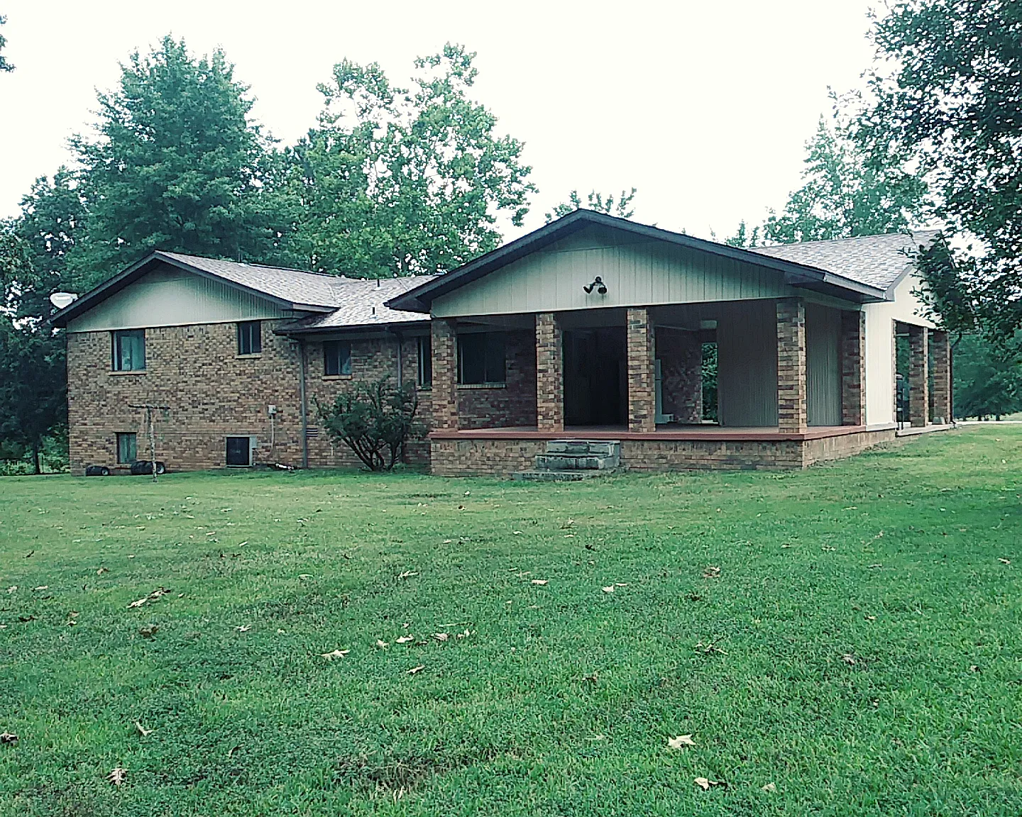 3 bed, 1850 sqft, $1,800 — Photo 1