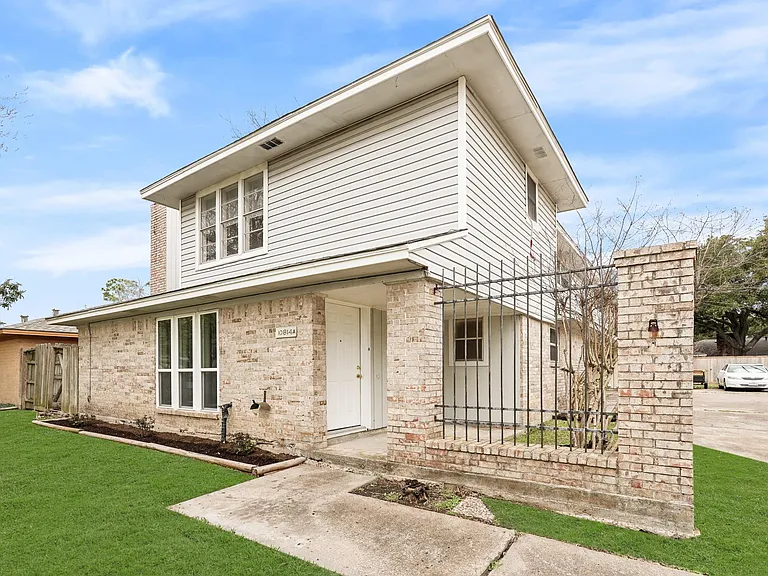 10814 Sugar Hill Dr #A — Photo 1