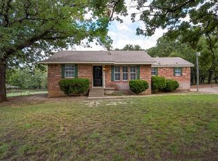 303 Leea Ln, Weatherford, TX 76087