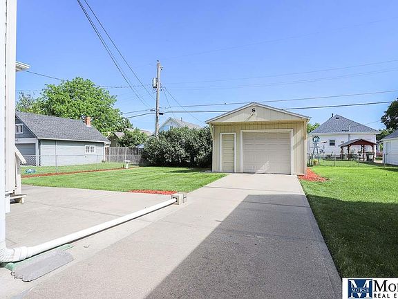 5th image of 2420-C Avenue St N