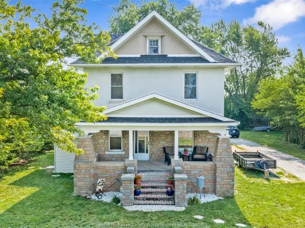 4416 9th Concession Rd, Windsor, ON N8N 2M1