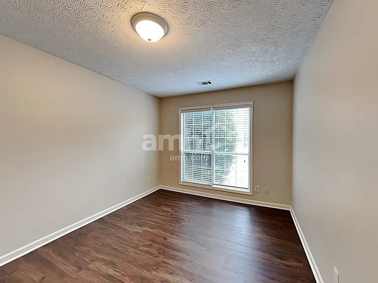 675 Lendl Ln — Photo 17