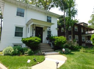 10442 S Prospect Ave, Chicago, IL 60643