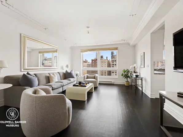 1080 Madison Avenue image 1 of 11