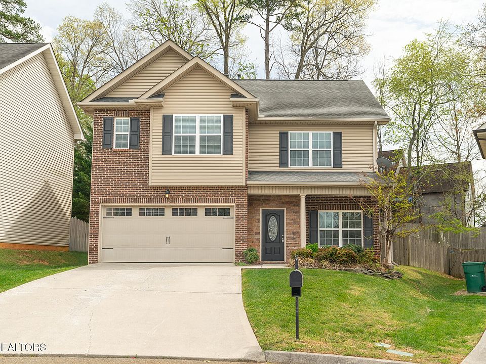1st image of 970 Vicar Ln