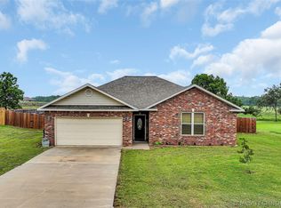 504 Blake Dr, Madill, OK 73446