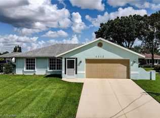 4212 Loquat Rd, Sebring, FL 33875