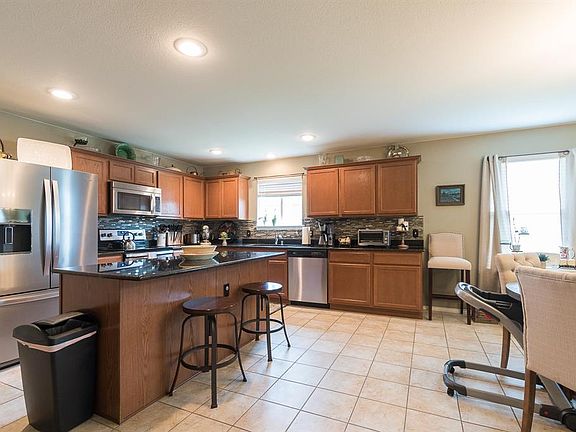 5th image of 1273 Boxwood Ln