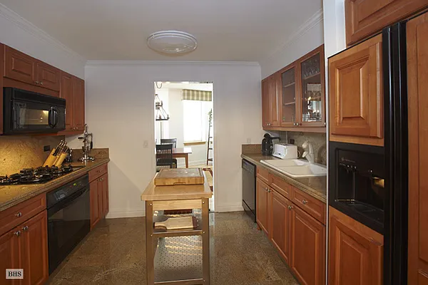 Sold by Brown Harris Stevens | media 21