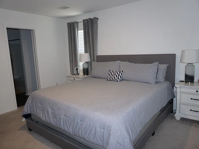 1487 Meadows Dr — Photo 18