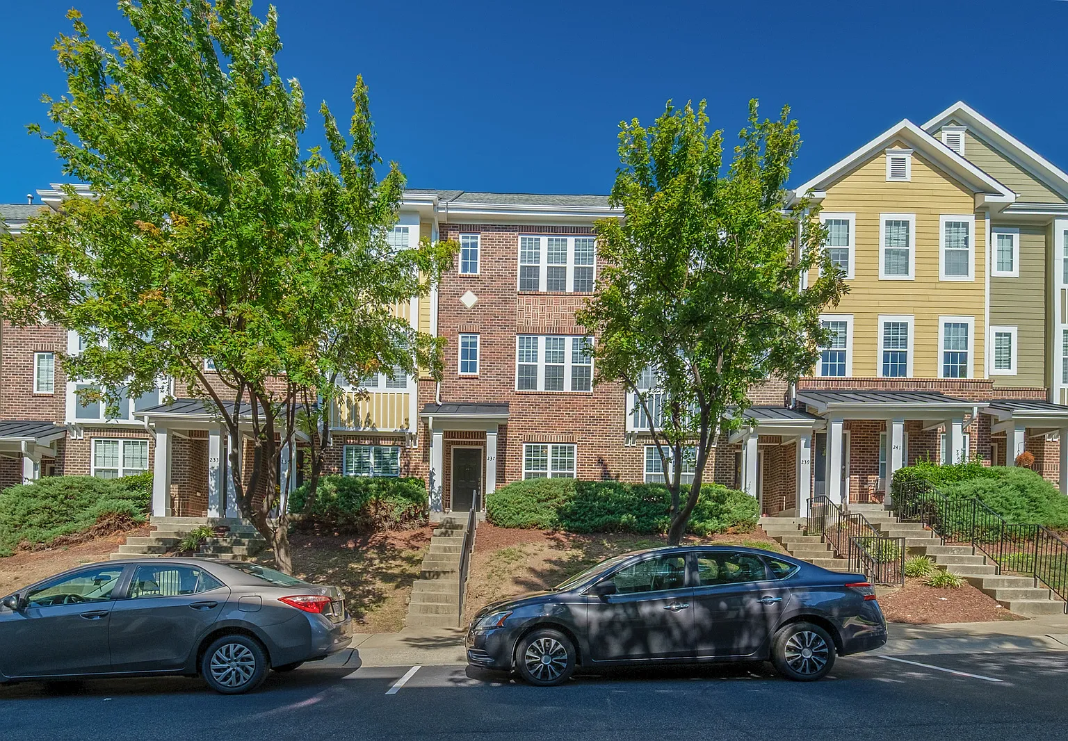 3 bed, 1750 sqft, $1,850 — Photo 1