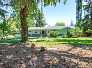 2757 Syringa Dr, Medford, OR 97501