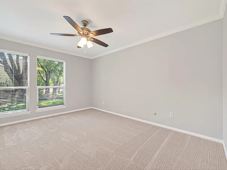 5218 Palmetto St — Photo 35