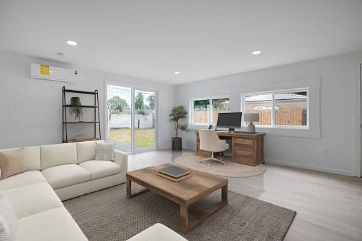 3rd image of 834 Woodcliff Dr #1