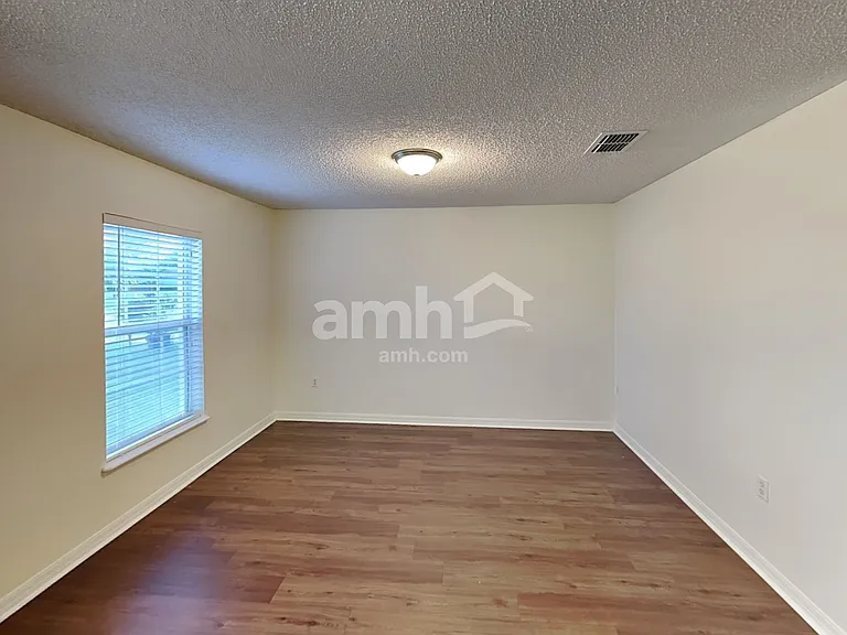 5523 Ashleigh Park Dr — Photo 7