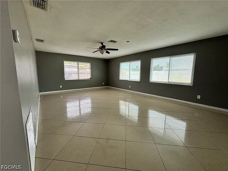209 Punta Alta Ct — Photo 8