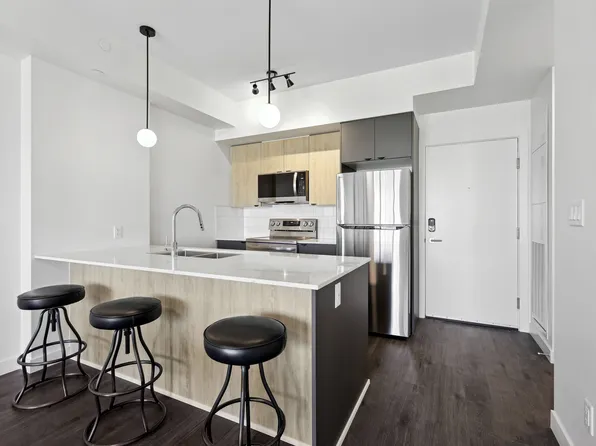 River's Edge, 1001 8th St SE, Calgary, AB T2G 2M4