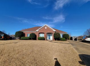 112 Mill Ridge Ct, Prattville, AL 36066