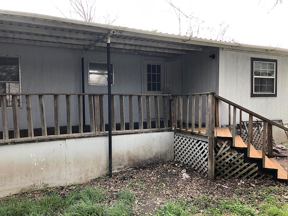 2nd image of 221 Elmer King Rd Unit 21