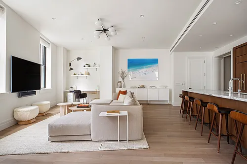 100 Barclay St #12K Photo 1