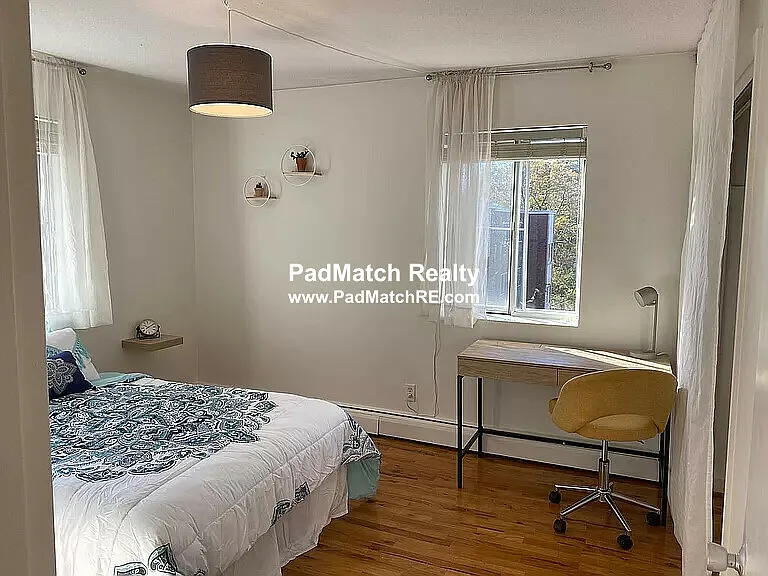 545 Adams St #31 — Photo 9