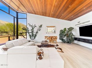 7046 N Mercer Spring Pl, Tucson, AZ 85718