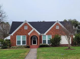 615 Canadian St, Houston, TX 77009