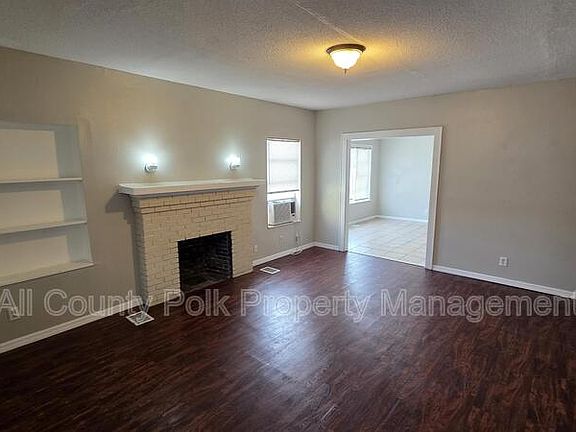 3rd image of 601 SE 2nd St