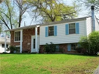 130 Maple Hill Ln photo 1