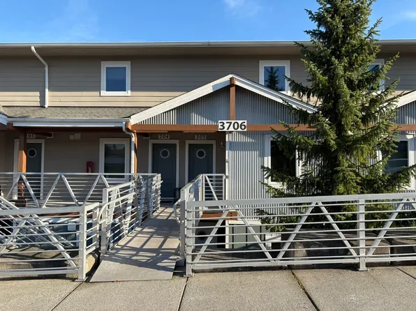 3706 Portage Ln APT 203, Anacortes, WA 98221