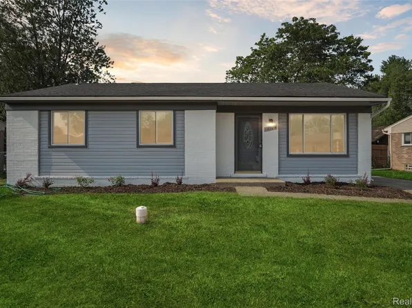 10124 Hamilton St, Van Buren Township, MI 48111