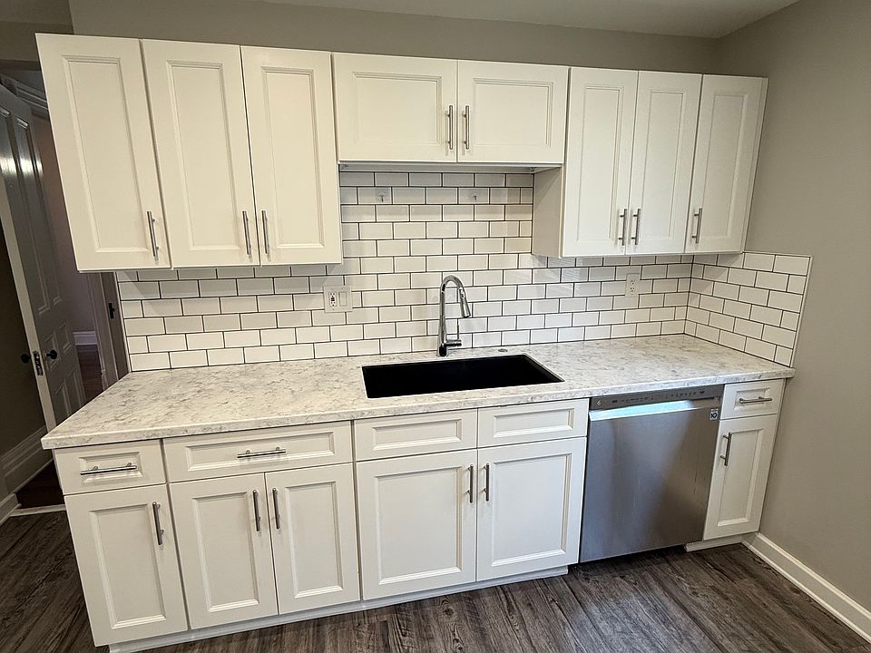 1st image of 24 Fargo Ave #1