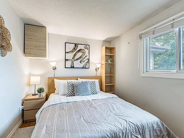 2335 Council Ring Rd — Photo 40