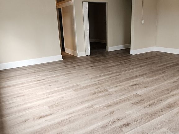 5th image of 2331 E St APT 402