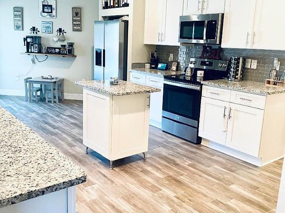 4th image of 2892 Chancery Ln