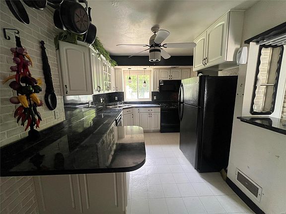 5th image of 10511 Durness Dr