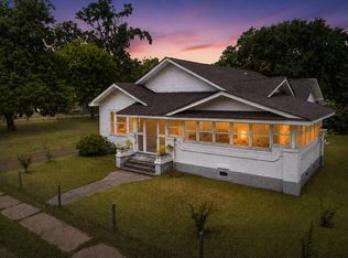 108 Blount St, Water Valley, MS 38965