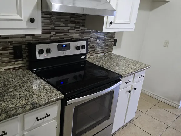 (undisclosed Address), Beaumont, TX 77706