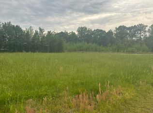 22 Taylor Ln, Clarendon, NC 28432