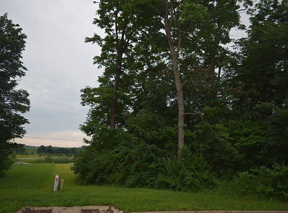 2nd image of 7233 Ironwood Ct