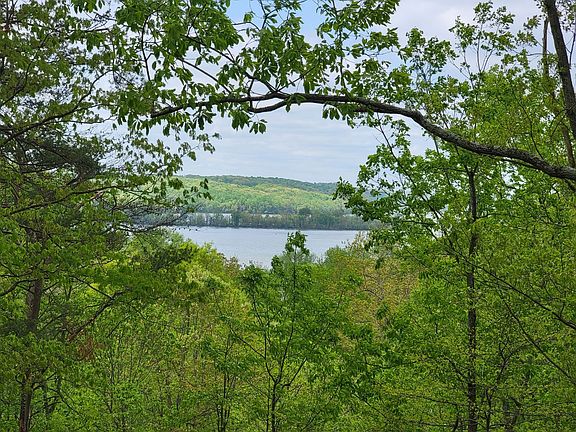 2nd image of 0 Crest Ct Lot 215