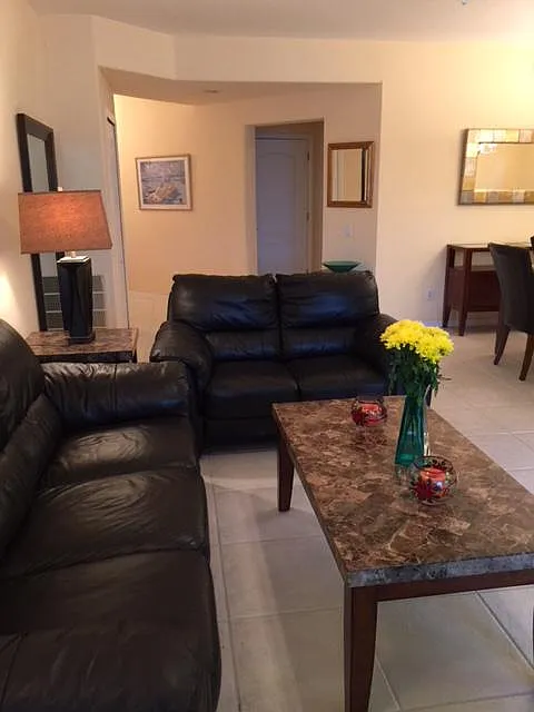 2 bed, 1811 sqft, $7,800 — Photo 4